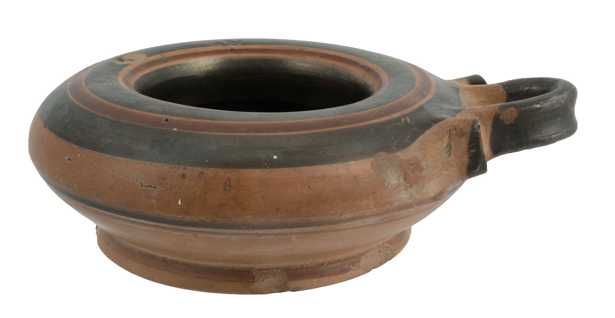A Corinthian pottery kothon , the shallow bowl with sloping shoulder and... A Corinthian pottery - Image 4 of 4