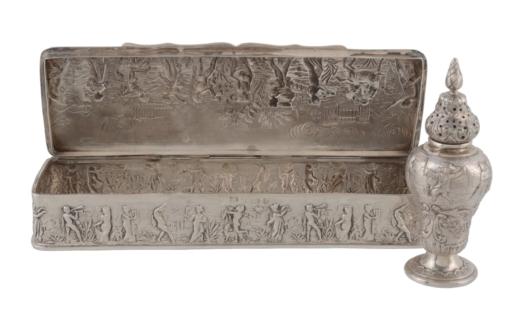 An Edwardian silver rectangular table box by T. H. Hazlewood & Co., Birmingham 1901, embossed with