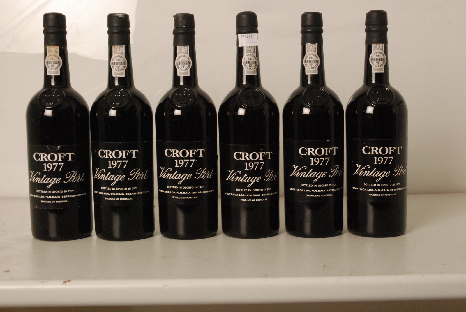 Croft Vintage Port 1977 12 bts OWC  Croft Vintage Port 1977  12 bts OWC