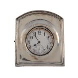 An Edwardian silver mounted easel travelling clock, Birmingham 1904, plain arch top rectangular