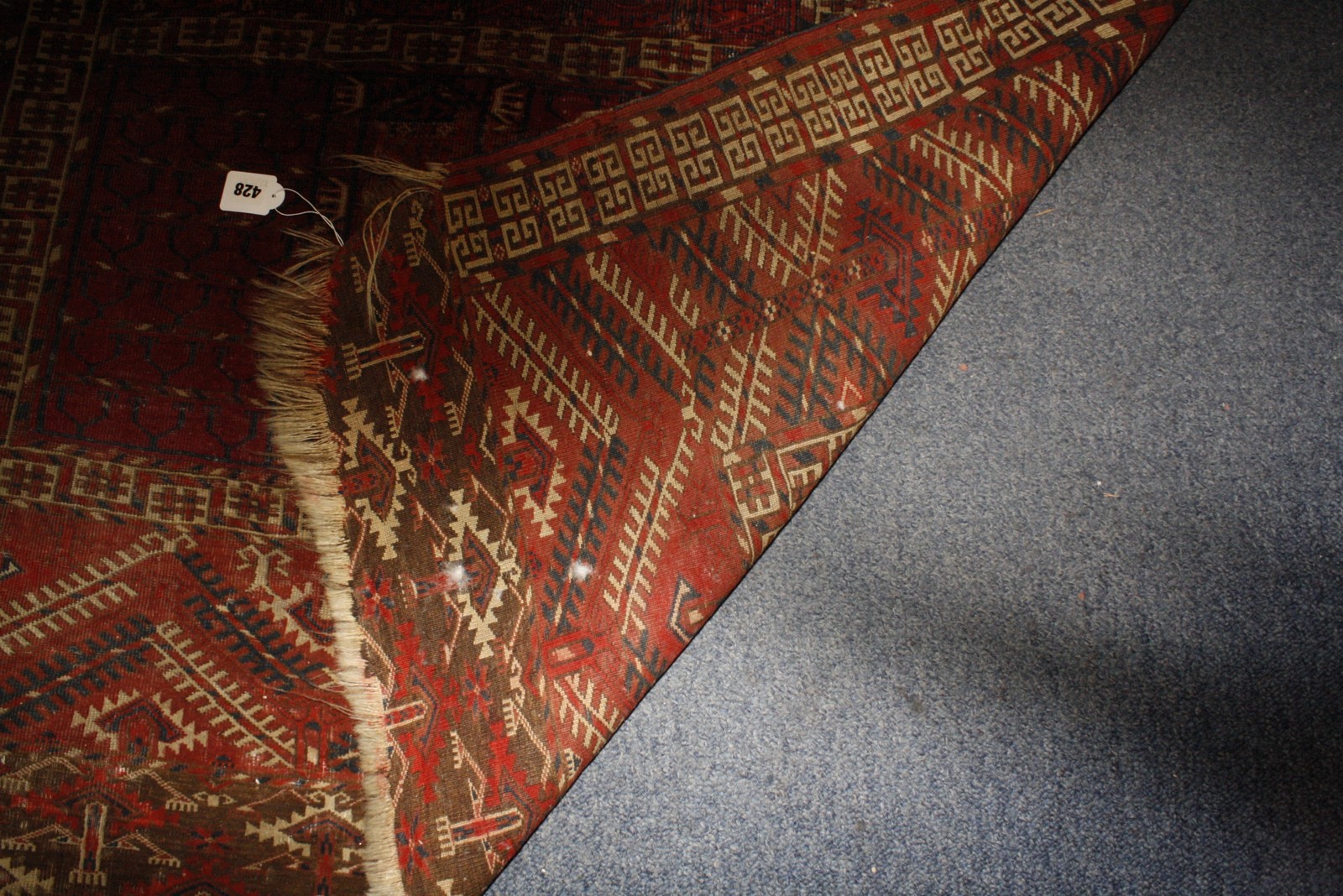 A Tekke Hatchli prayer rug 143 x 130cm - Image 2 of 2
