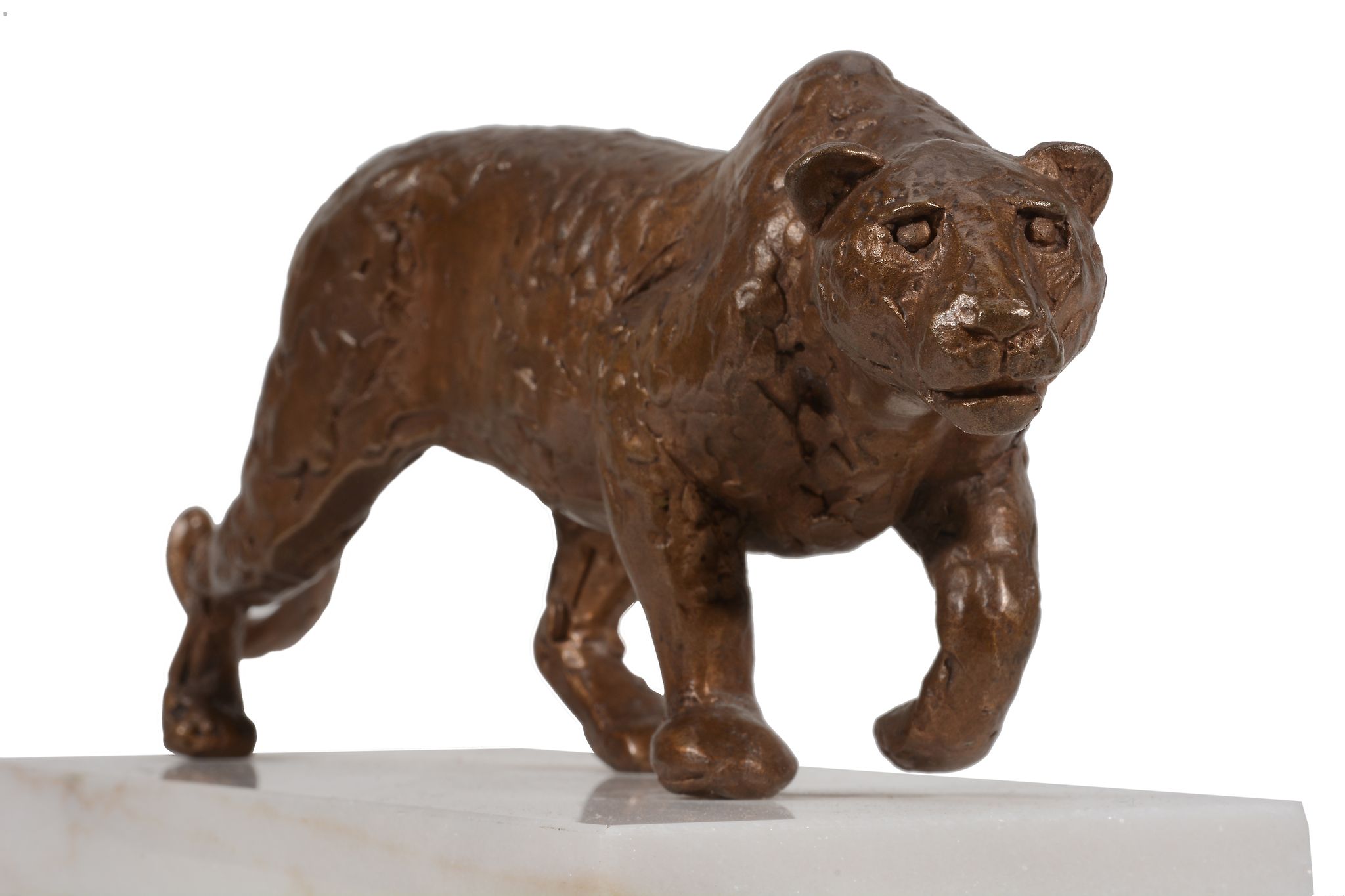 David Wynne , a patinated bronze and marble mounted model of a leopard  David Wynne (1926 - 2014), a - Image 2 of 2