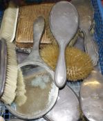 A quantity of silver and silver plate to include various silver backed brushes, mirrors and