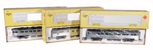 A boxed Aristo Craft G Gauge model of a Streamline observation car, together with two Aristo Craft