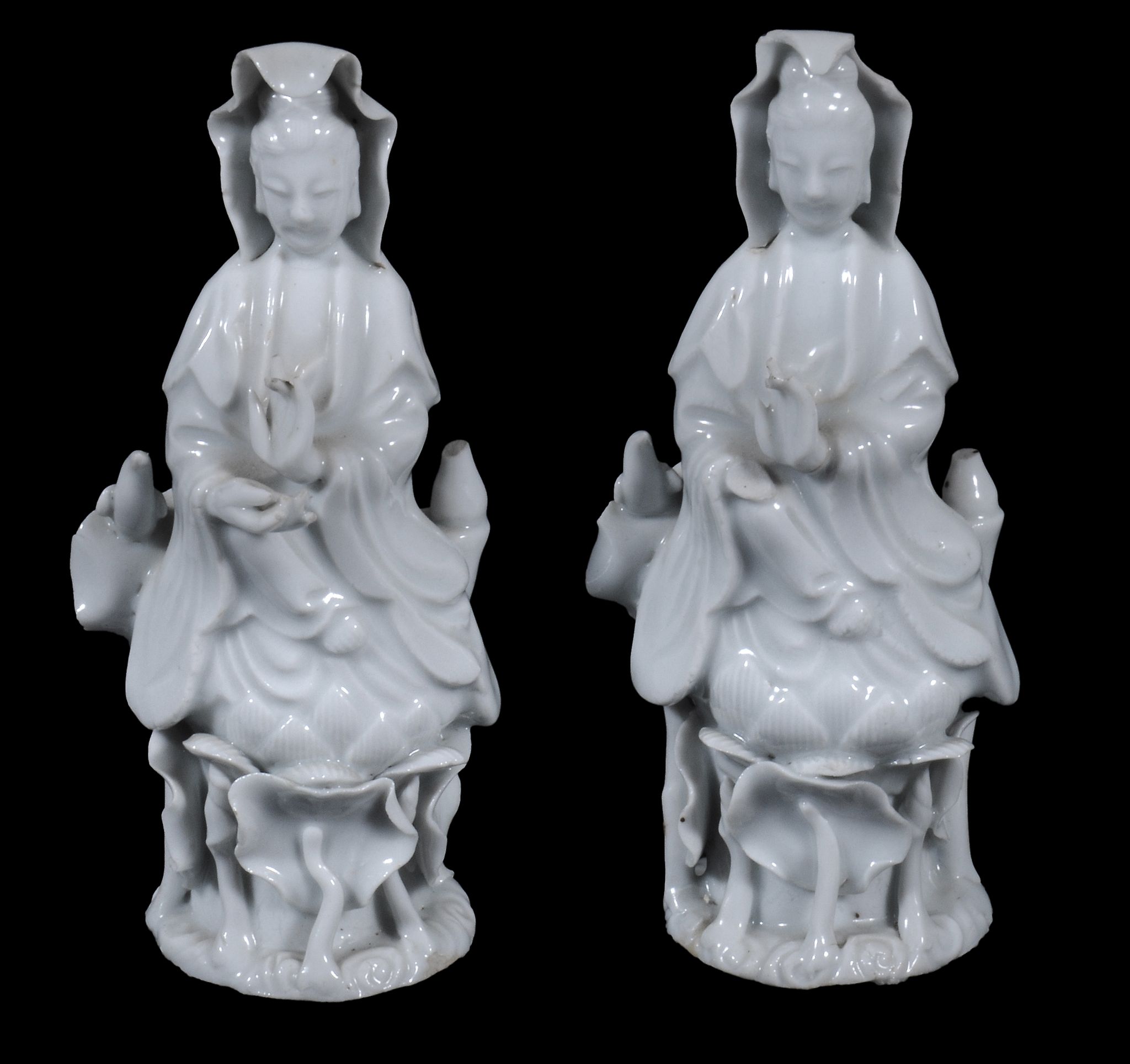 A pair of small Dehua figures of Guanyin, Qing Dynasty  A pair of small Dehua figures of Guanyin,