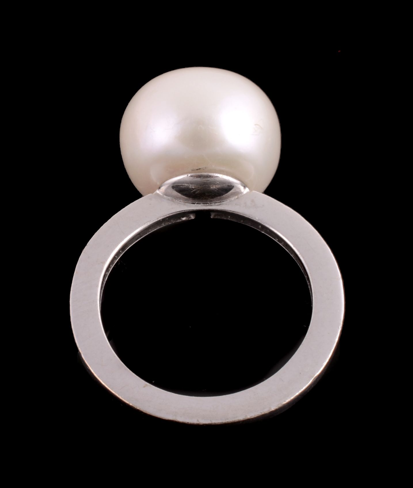 A cultured pearl and diamond ring,   the 12.8mm cultured pearl between brilliant cut diamond  set - Image 2 of 3