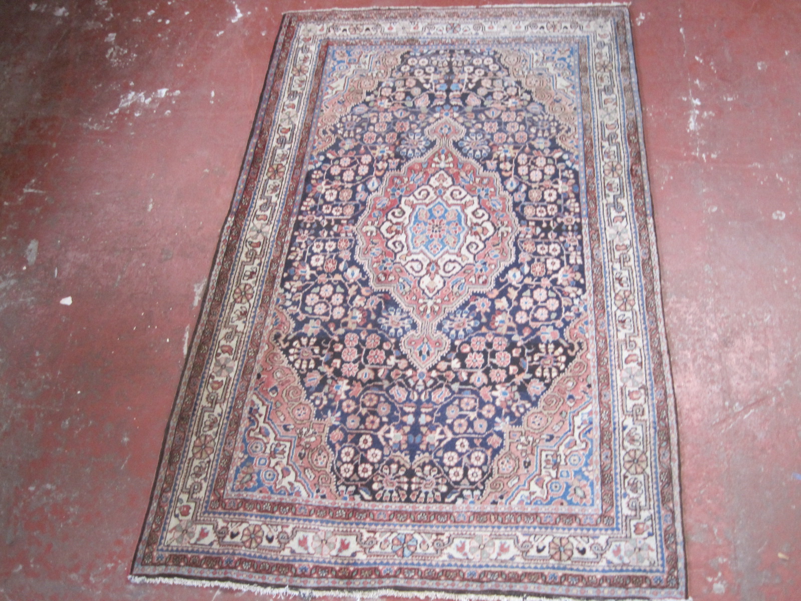 A Persian Jozan rug 213 x 133cm