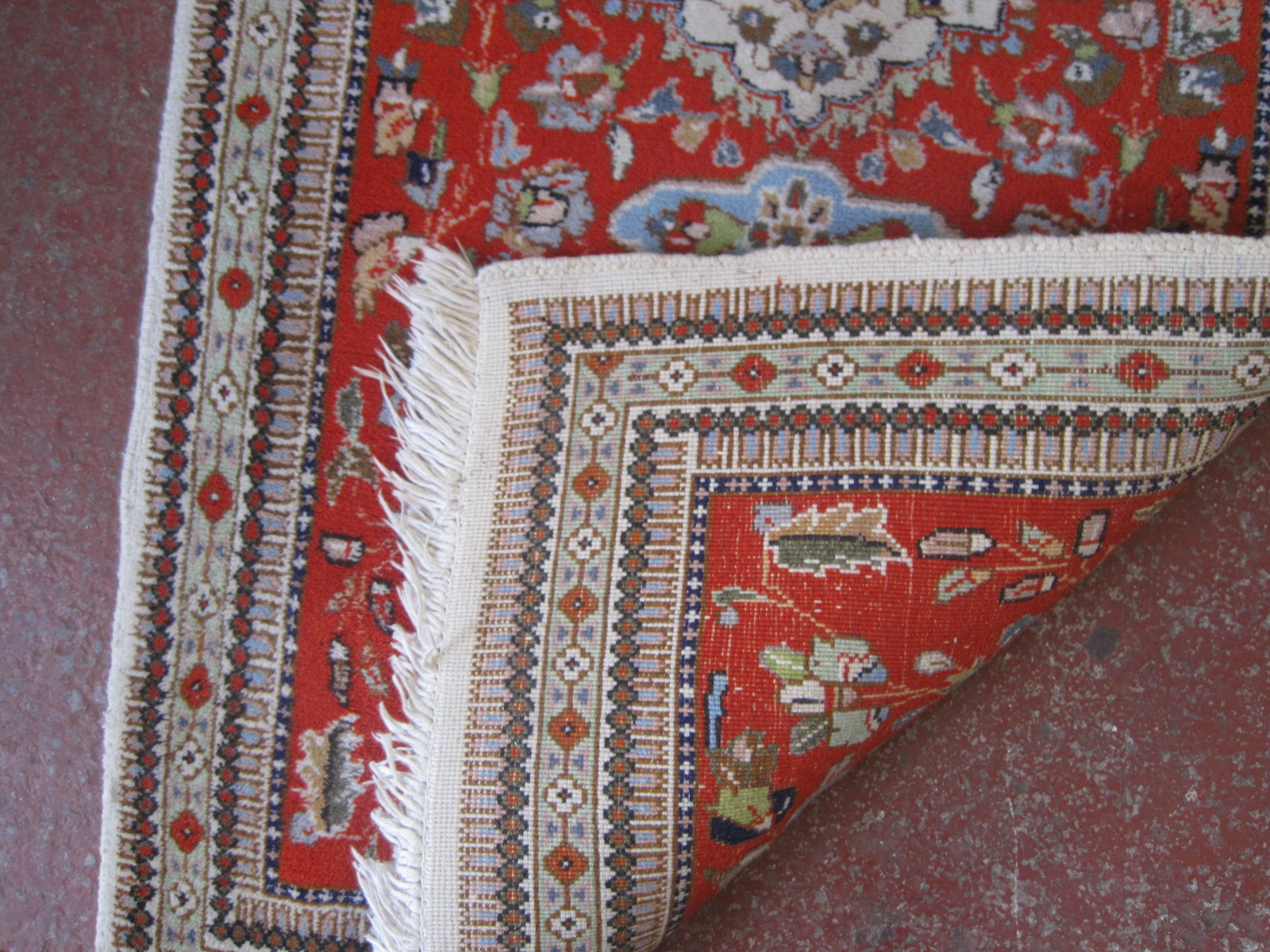 A Persian Tabriz runner 376 x 75cm - Image 2 of 2