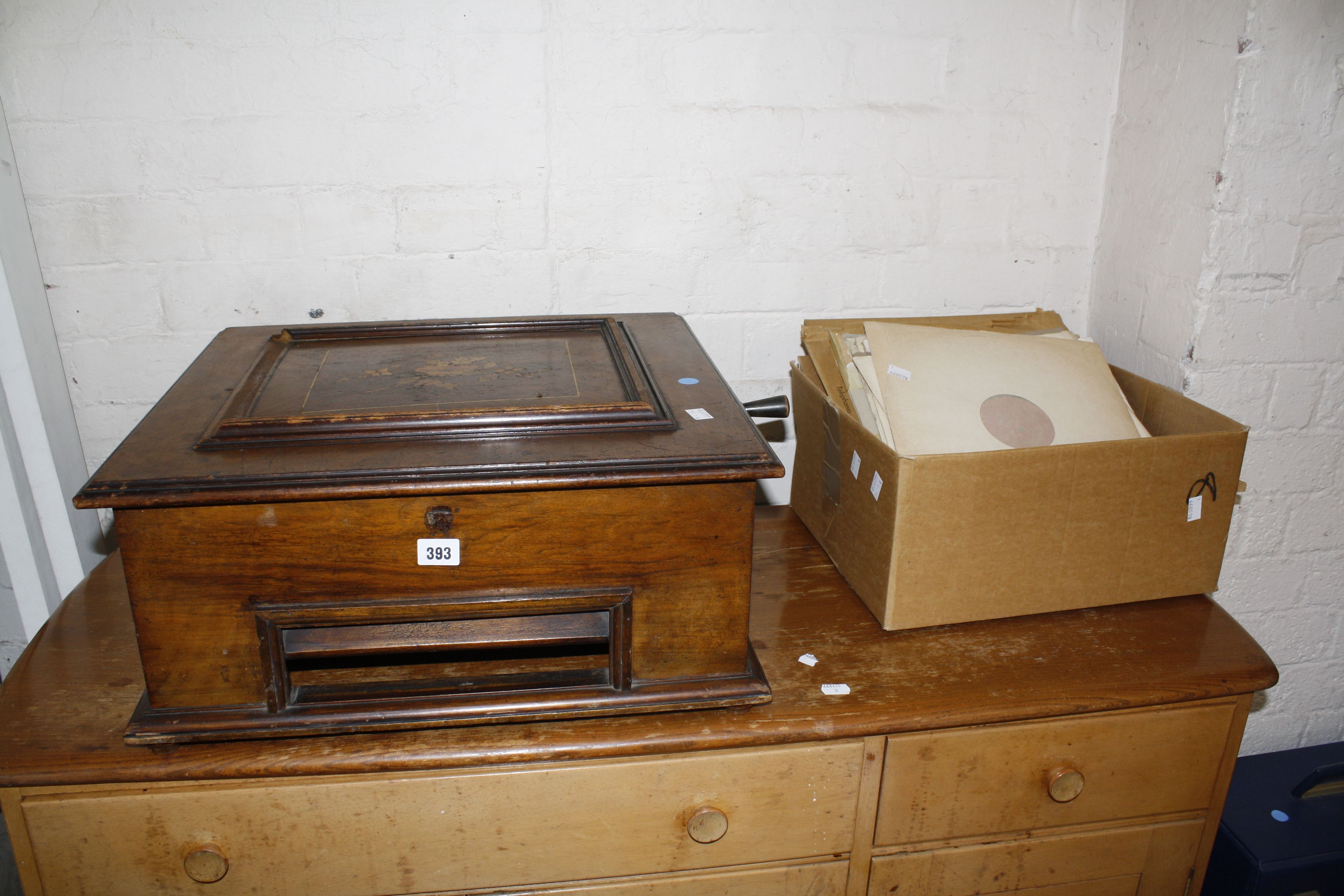 A walnut and marquetry cased polyphon and a quantity of records - Image 2 of 2