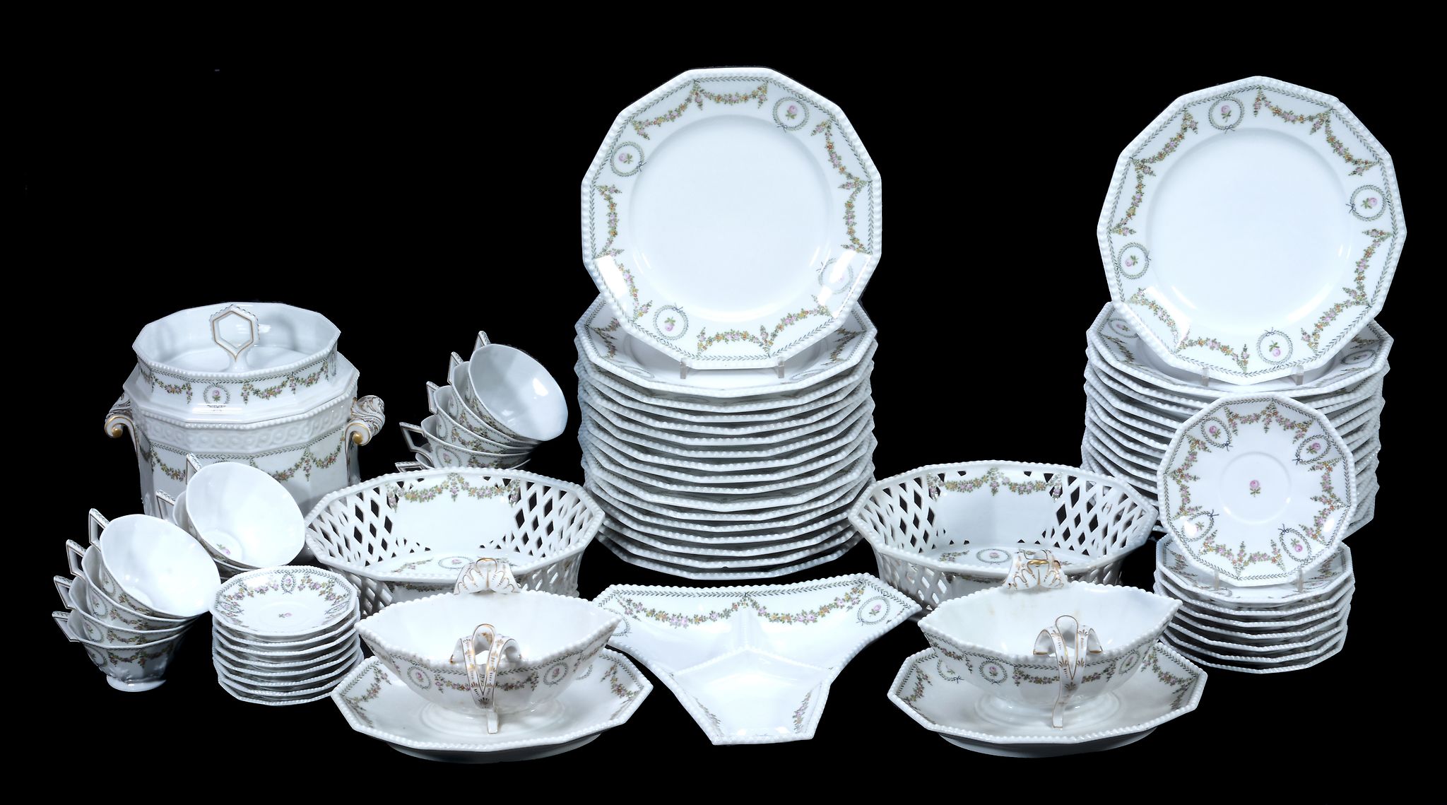 A modern Nymphenburg porcelain part dinner service  A modern Nymphenburg porcelain part dinner