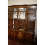 A Georgian style mahogany breakfront library bookcase 215cm high, 204cm