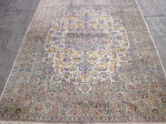 A Persian Kashan carpet 418 x 299cm