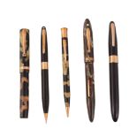 Sheaffer, Lifetime, Flat Top, a black and pearl fountain pen  Sheaffer, Lifetime, Flat Top, a