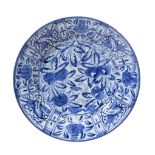 A good large Japanese blue and white Arita charger, circa 1690 A good large Japanese blue and