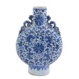 -1 A Chinese blue and white moon flask, Qing Dynasty, mid-19th century -1 A Chinese blue and white