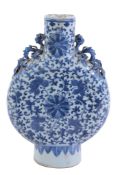 -1 A Chinese blue and white moon flask, Qing Dynasty, mid-19th century -1 A Chinese blue and white