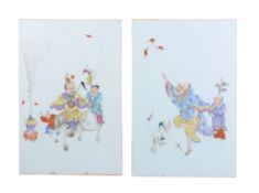 Two Chinese Famille Rose porcelain Plaques, early 20th century Two Chinese Famille Rose porcelain