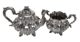 An early Victorian silver lobed baluster tea pot and matching sugar basin by William Hunter,