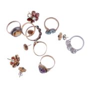 A small collection of jewellery,   to include: a single stone diamond ring; a three stone white