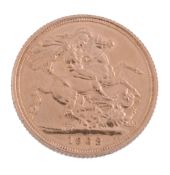 Elizabeth II, Sovereign 1962.   Extremely fine