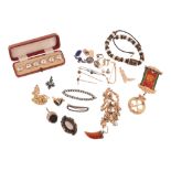 A small collection of jewellery and costume jewellery;   to include a 9 carat gold hardstone swivel