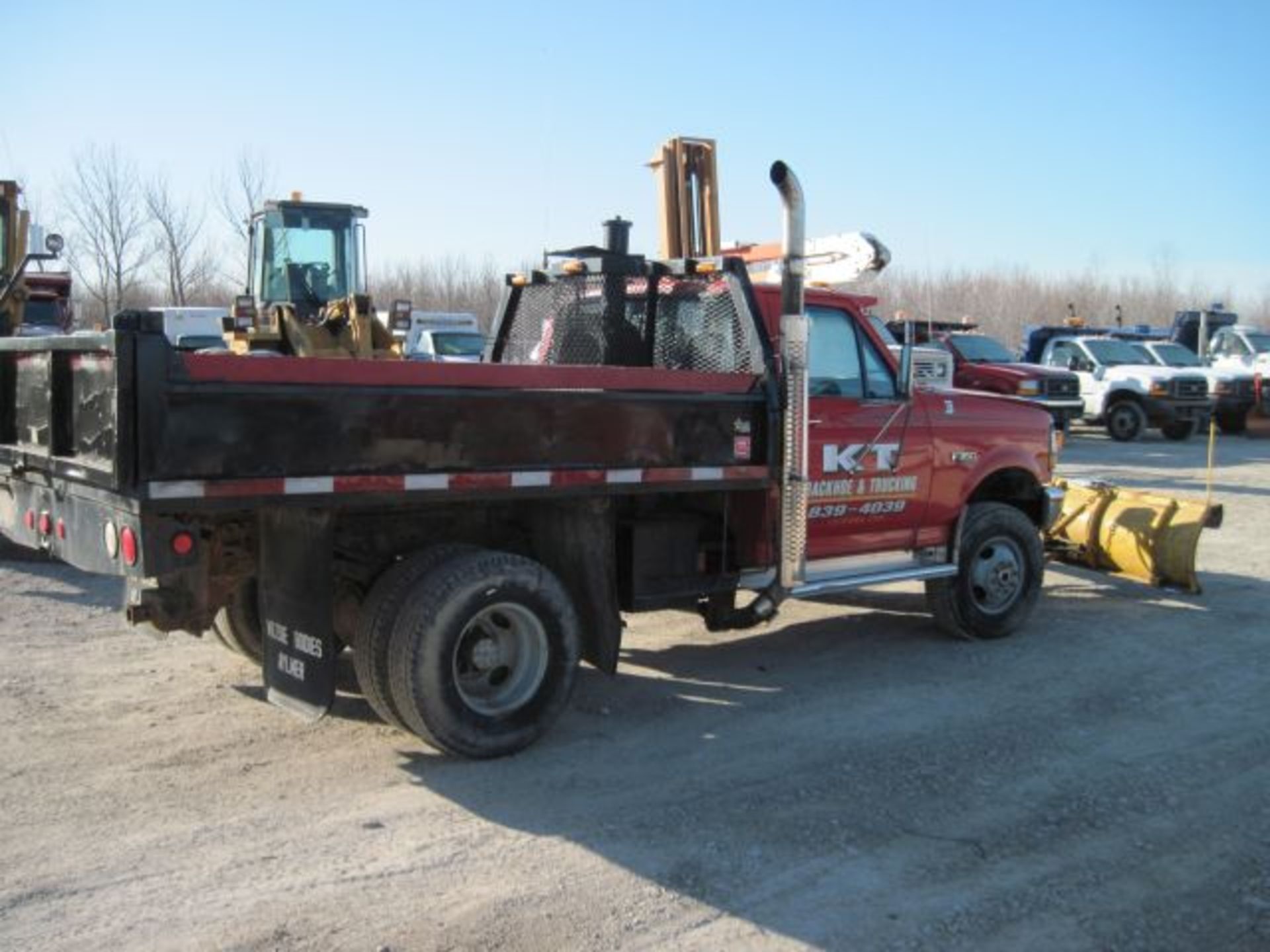 Lot# 103 1997 Ford F-350 XL 1997 Ford F-350 XL With Plow, Tires Good, 111629KM Vin# - Image 5 of 5