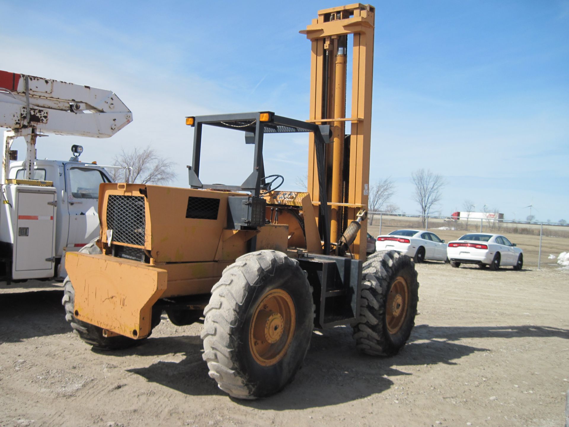 Lot 13 -  Lot# 13 2000 F450 4x4 Diesel Dump; 364,000km    2000 F450 XL super duty, 364,275kms, - Image 5 of 5