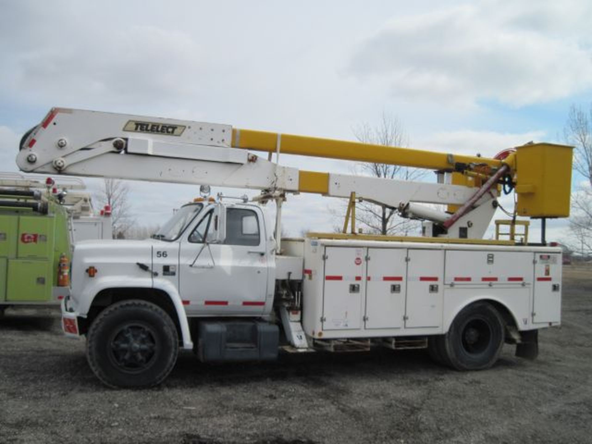 Lot# 95 1986 Chevy Boom Truck 1986 Chevy Boom Truck,25451 km,55 Foot Boom, Vin# 1GBM7D1E1GV107008