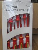 Thirty eight sets 7pc VDE screwdriver