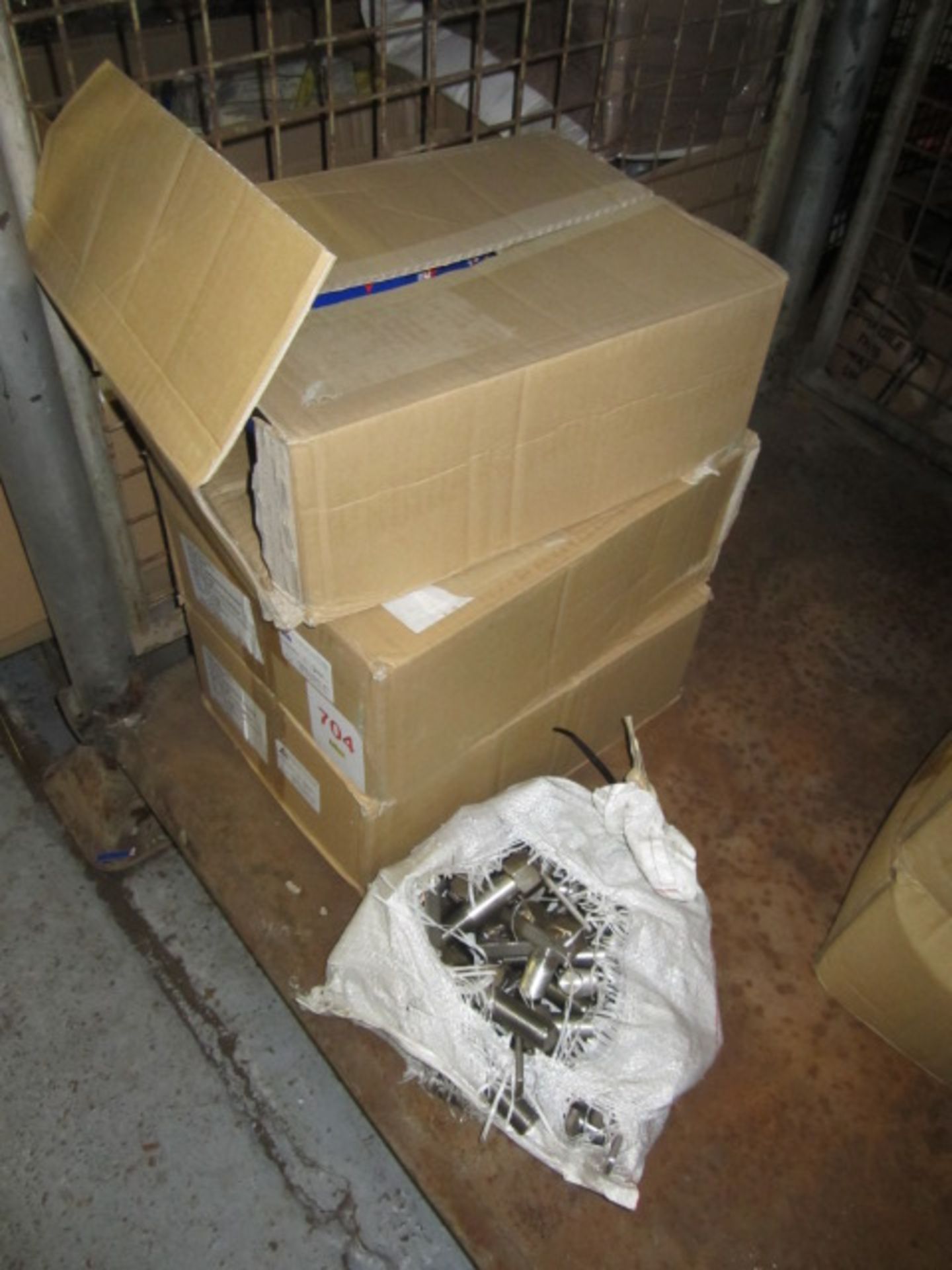 Thirty five boxes JCP metal fix 8u zinc plated steel to steel bolts with 16mm washers, 100 per box