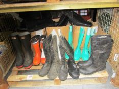Assorted size safety workwear wellington boots, 25 pairs