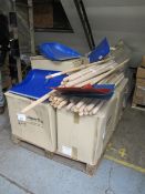 Forty Dimartina large head snow shovels, approx. 30 wooden handles