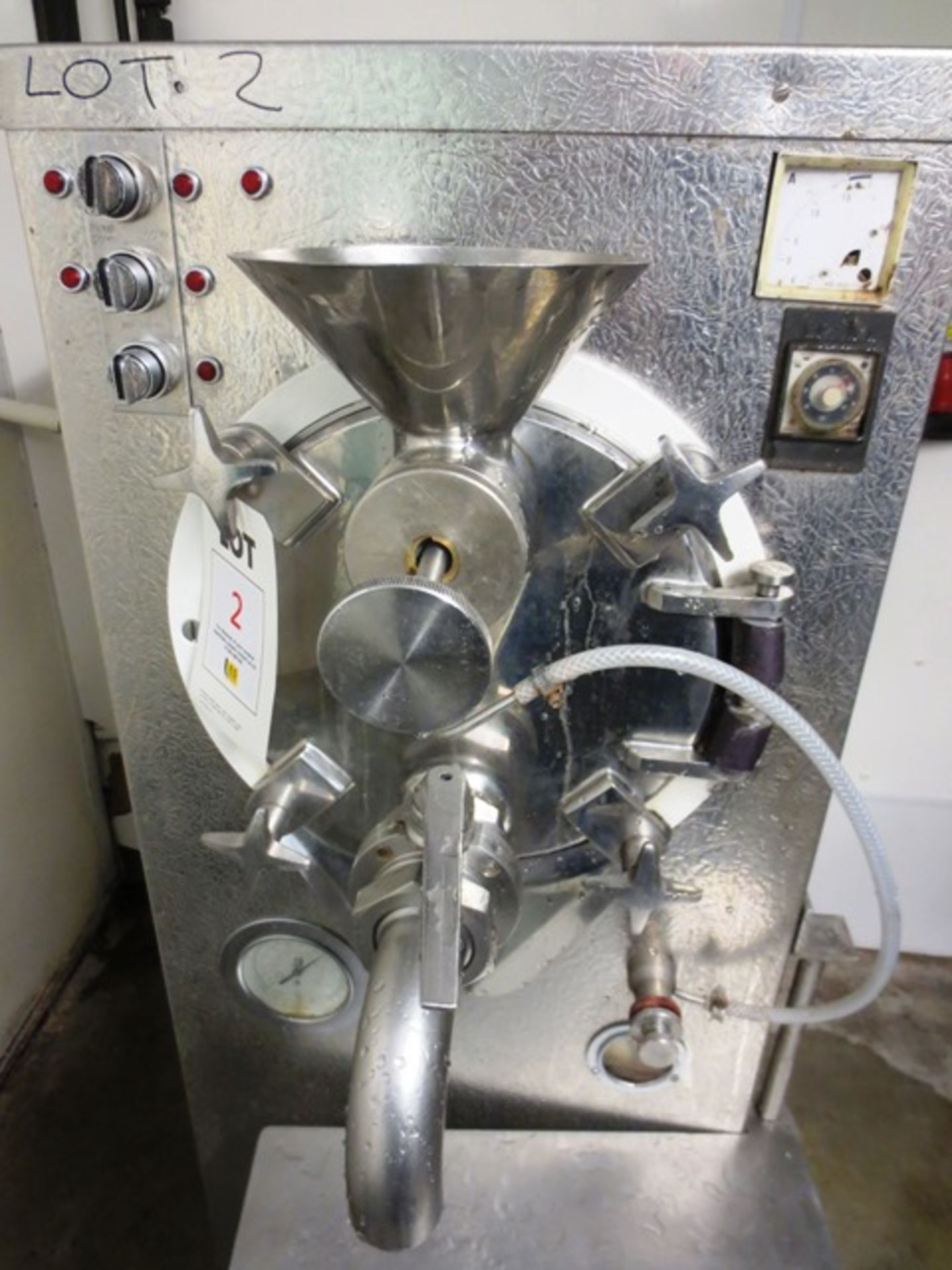 Un-named stainless steel pressurised, refrigerated ice cream batch filler, infeed hopper and - Image 3 of 4