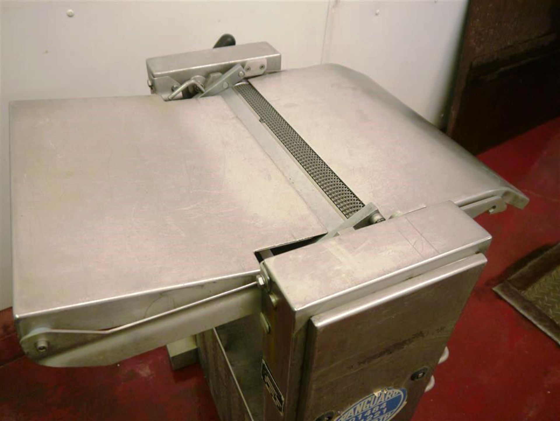 Cretel type 365 stainless steel mobile skinning machine (1993) - Image 3 of 11