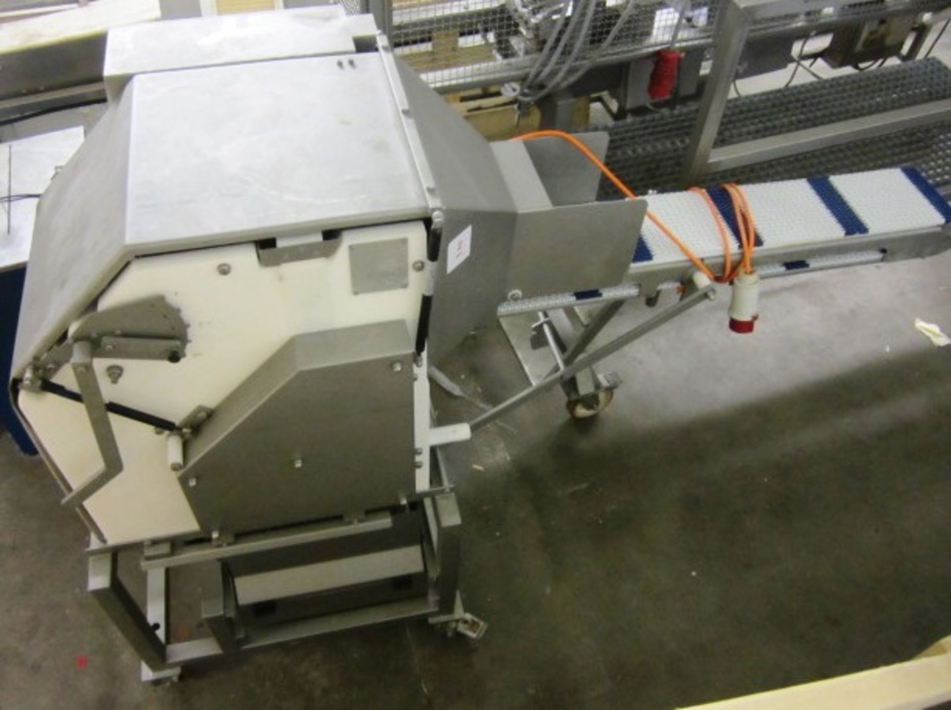 Steen Stainless Steel mobile chicken breast skinning machine, type ST 650 / 3010A (2010) with - Image 2 of 11