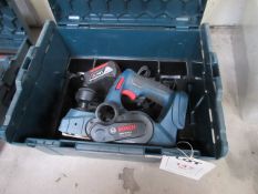 Bosch cordless planer with 18v battery, charger and case, model: GHO 18v-LI. Located at Unit 1,