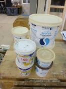 Quantity of Phoenix Butyl 66 glazing compound, Everbuild linseed oil putty and Phoenix