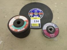 15 x 125mm grinding discs,  4 x  115mm grinding discs and 1 x 12" metal cutting disc (unused)