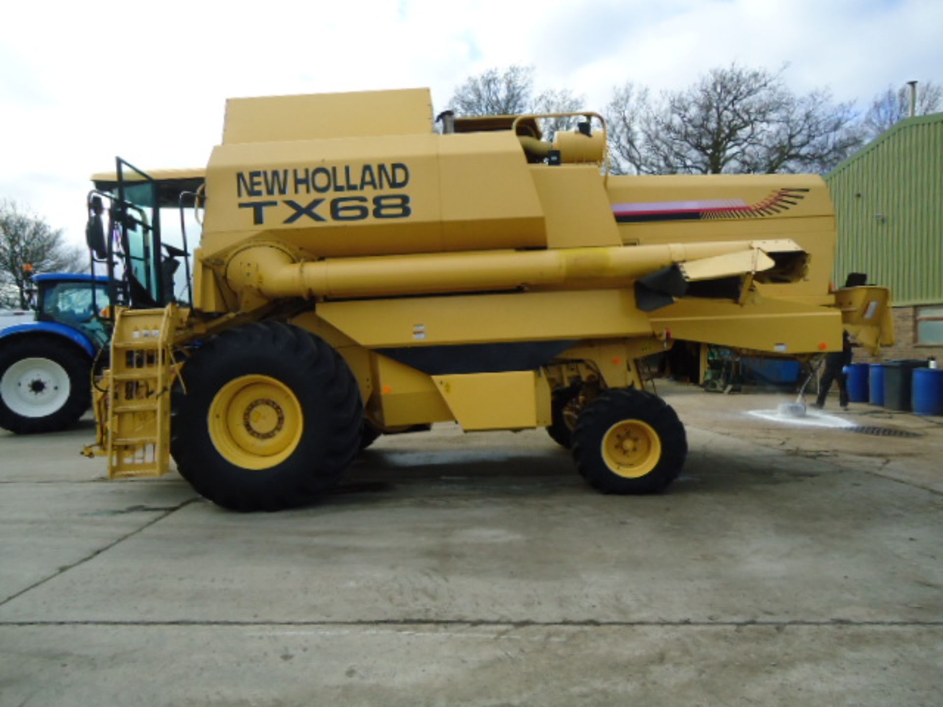 New Holland TX68 combine harvester with 24ft header and trailer, Registration No. N/A, Year of - Image 4 of 12