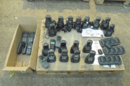 Lot comprising 20 Handheld Products Dolphin 7600 hand-held scanners, 17 charging bases, quantity