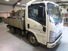 Izuzu Crafter N35.150 tipper truck, fitted double sided aluminium tipping body, reg no: WK12 DLE (