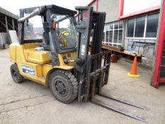 Mitsubishi FD35 diesel dual mast fork lift truck, with side shift, recorded hours: 2520, serial