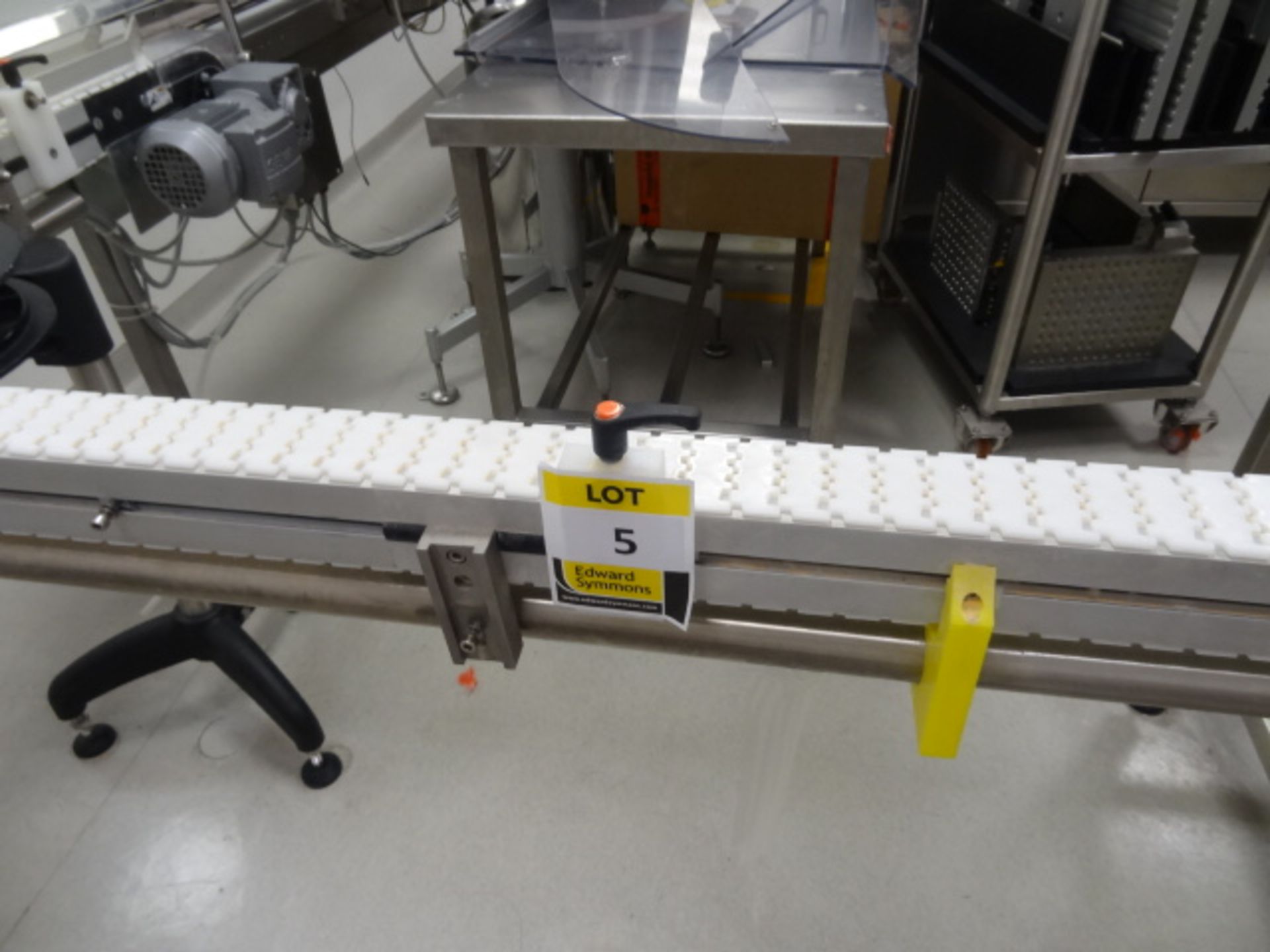 All stainless steel construction "L" shaped 60mm slat bed conveyor, filled with SEW geared drive, - Image 2 of 3