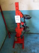 Sealey RE232 strut and spring compressor