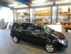 Vauxhall Zafira Exclusiv Nac CDTi MPV, registration no VE62NDL, first registered 8-1-2013,