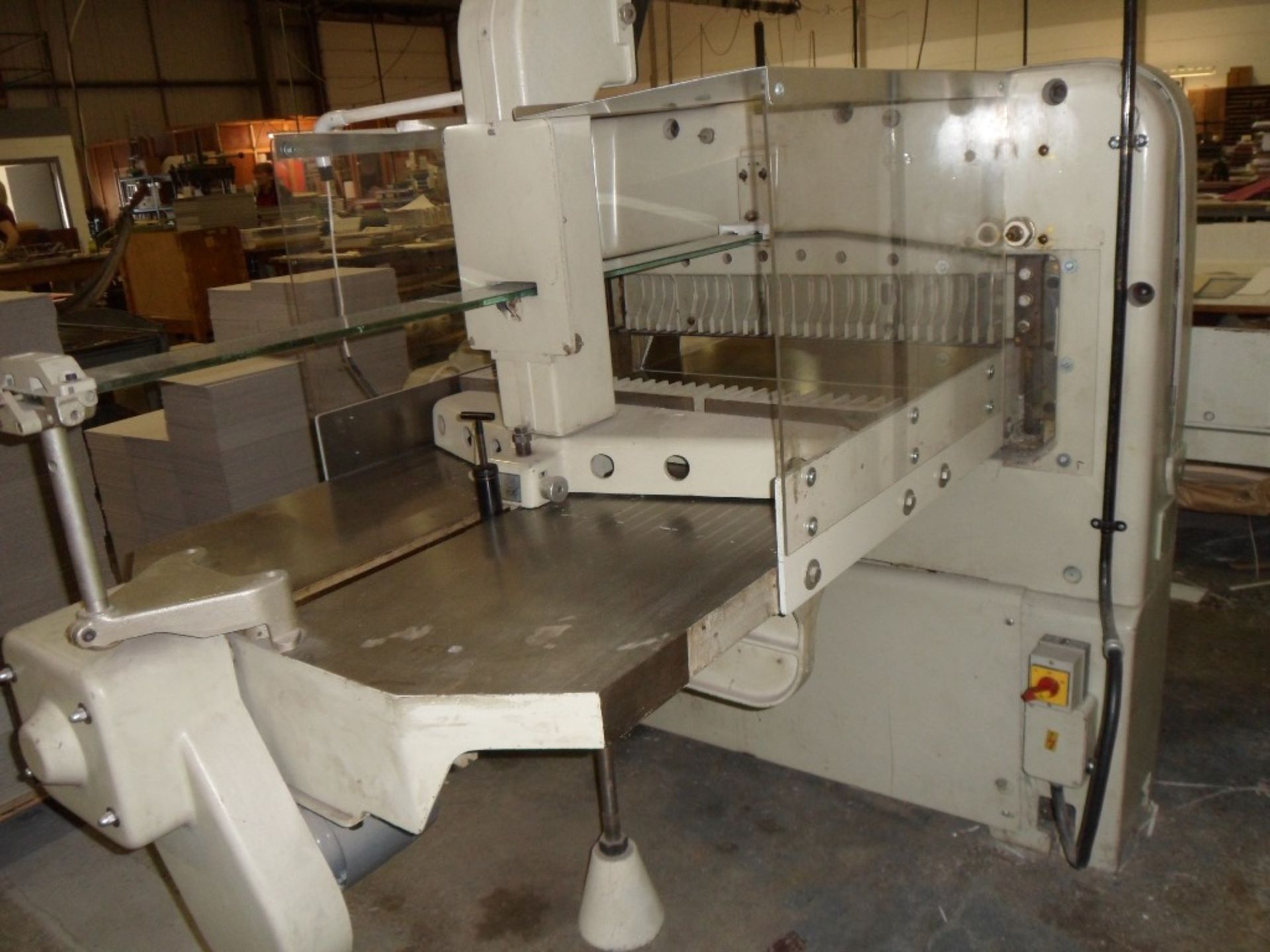 Polar Mohr Standard 90 paper guillotine, 90cm cutting width, serial no?, 440v (located at - Image 4 of 4