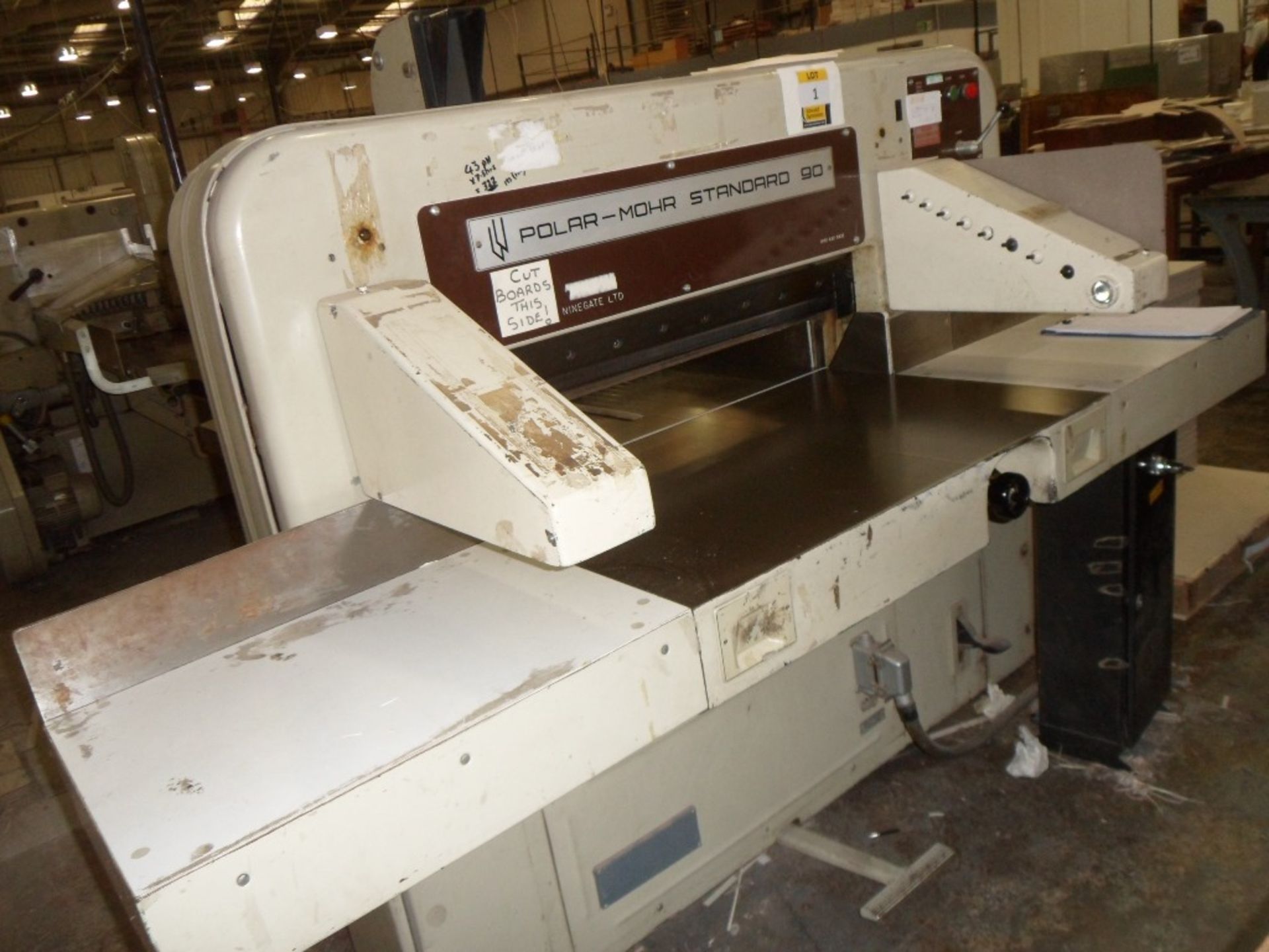 Polar Mohr Standard 90 paper guillotine, 90cm cutting width, serial no?, 440v (located at - Image 3 of 4