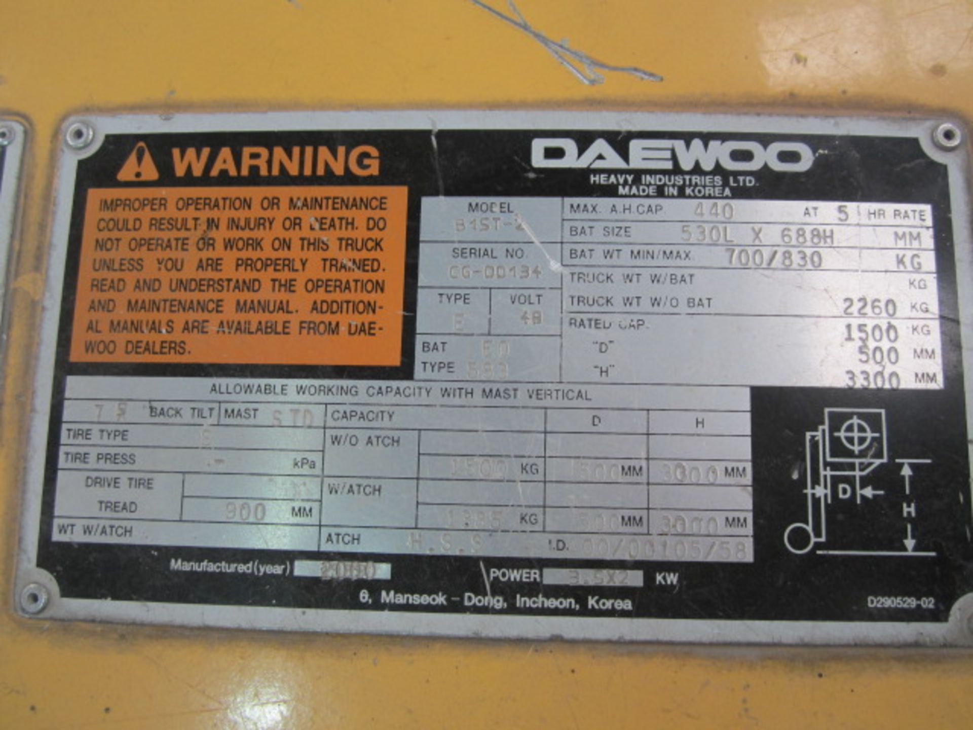Daewoo B15T-2 ride on battery operated 3-Wheel forklift truck, serial no: CG-00134 (2000). run hours - Image 6 of 12