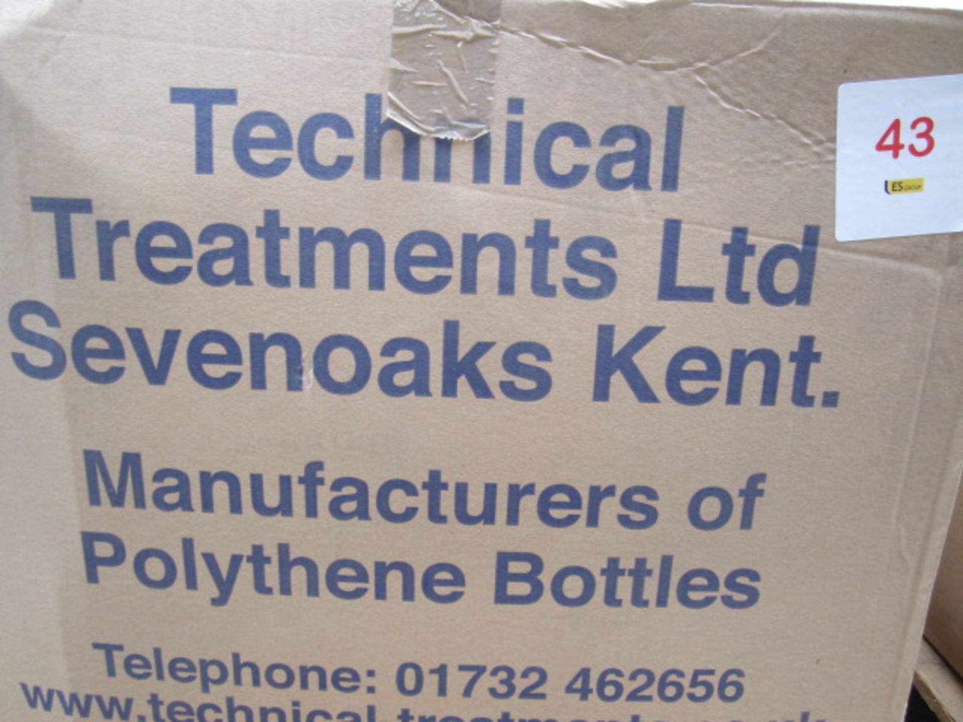 Approx. 50 technical treatment capped plastic bottles, ref: 2L3 - Image 2 of 3