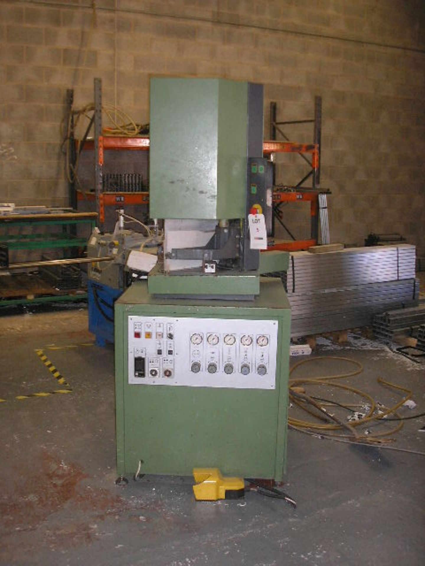 Someco Unival 510NLV single head welder, S/No. 56490602, Date 2002 - Image 2 of 3
